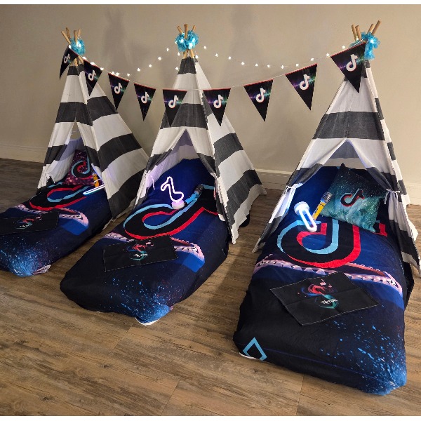 TikTok Tipi Slaapfeestje