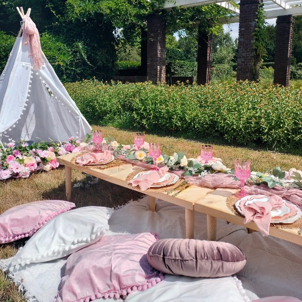 Picknick Tipi Setting